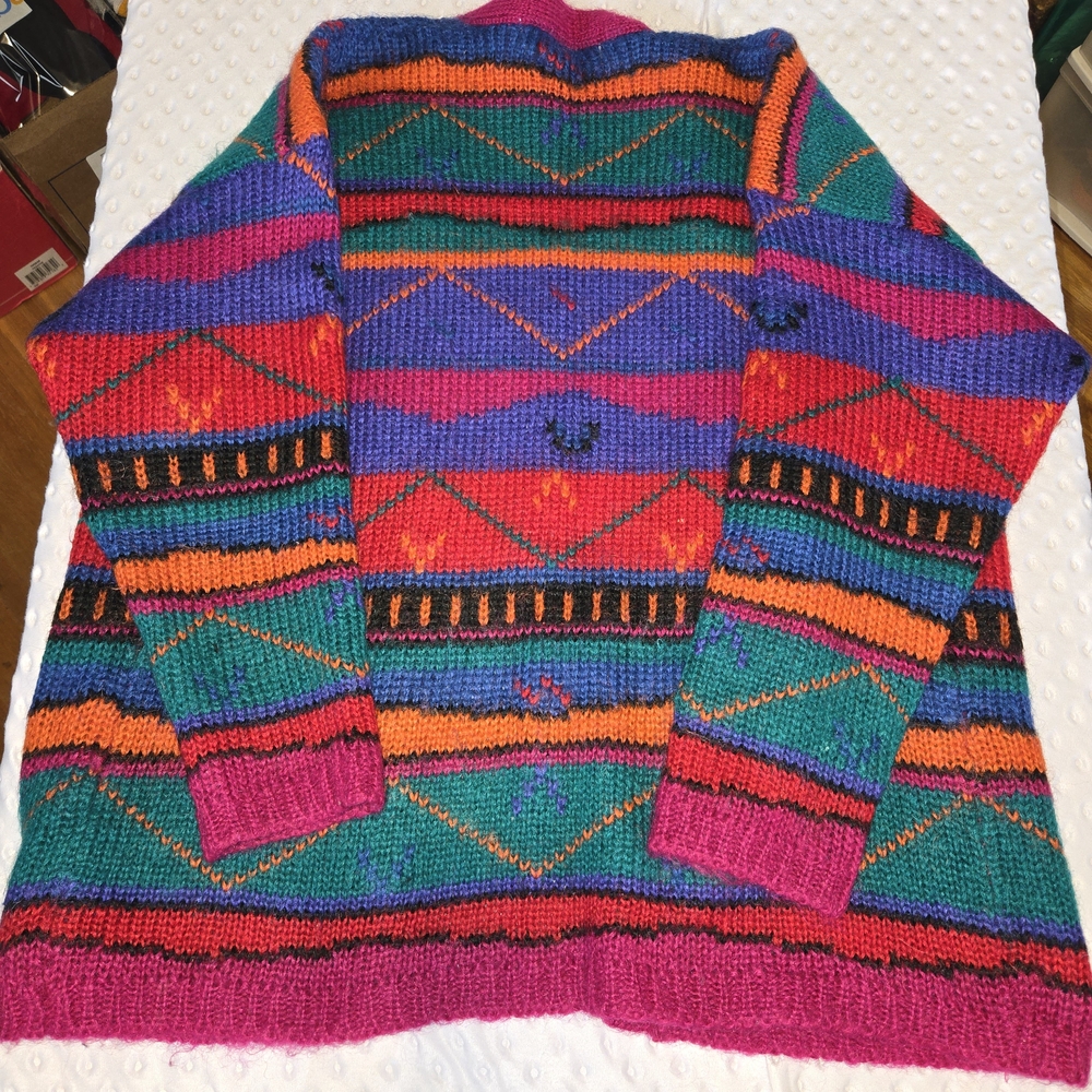 VTG Limited Geometric Stripe Colorful Oversized Cardigan Sweater Sz P/S - Picture 2 of 6